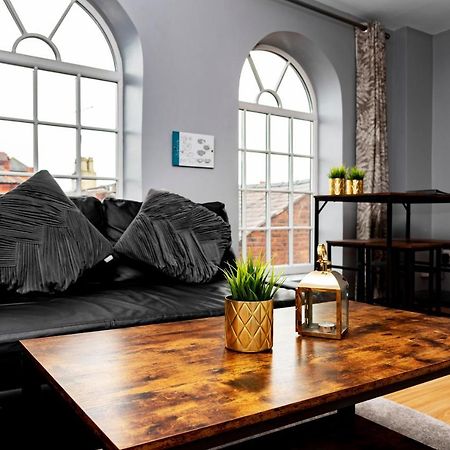 レクサムThe Glyndwr - Berwyn Houseアパートメント エクステリア 写真
